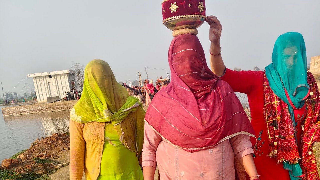 मईया ने देदी ऐ राम रंग चुंदड़ी चुंदड़ी ओढ में तो बागों में गई थी #वायरल_वीडियो #