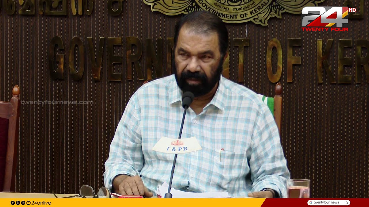 'രാജേഷ് മേയറുടെ വസ്ത്രമിട്ടിട്ട് ഒരു മാസമല്ലേ ആയുള്ളൂ.. ഞാൻ 5 വർഷം ആ വസ്ത്രമിട്ടതാ..'