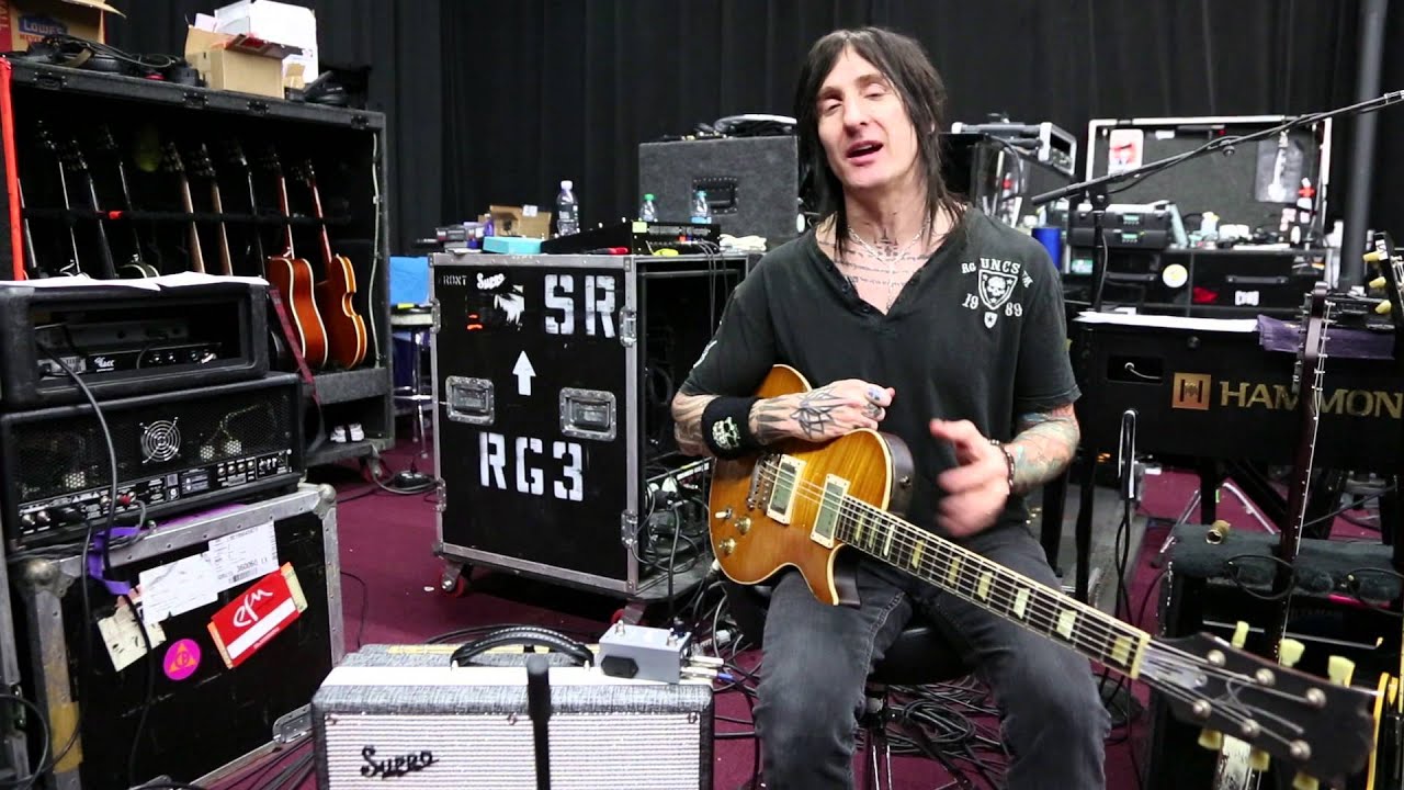 Supro Black Magick amp demo by Guns and Roses guitarist Richard Fortus during 2016 Tour rehearsal