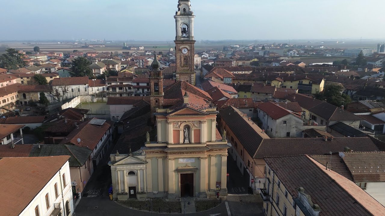 Tronzano Vercellese - Parrocchia Santi Pietro e Paolo 🦅