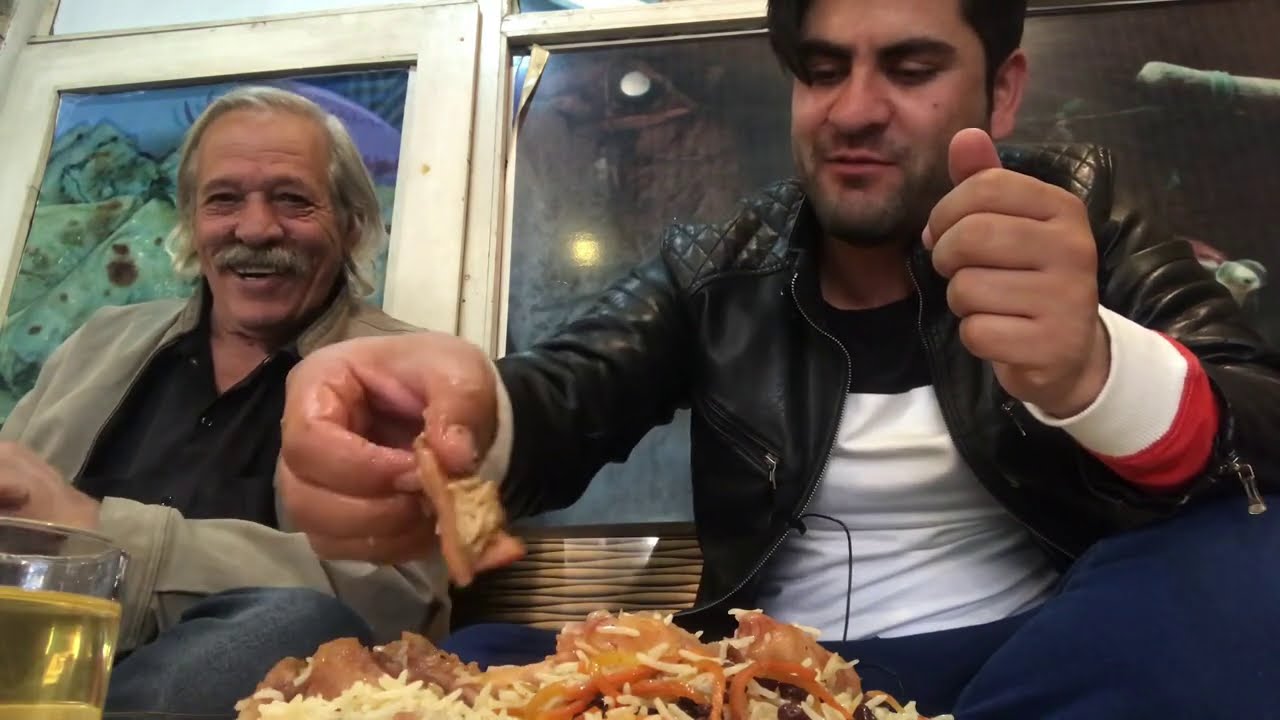 همایون افغان در رستورانت ترکمن ها