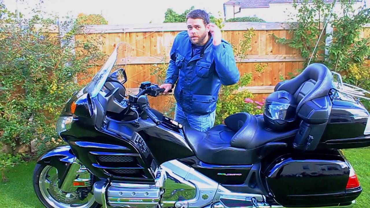 Review GL1800 2009 Honda Goldwing