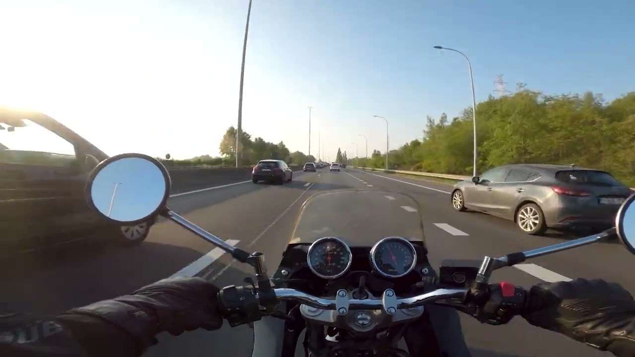 Ride to school - Bandit 600 S