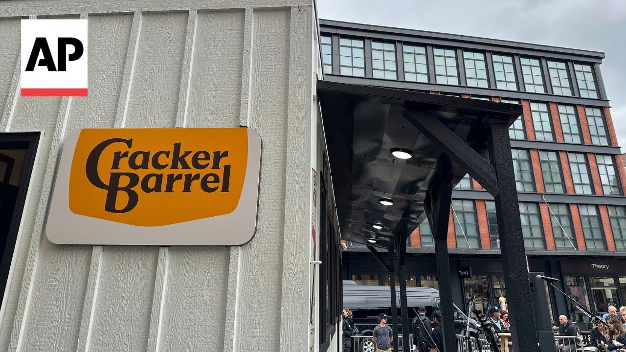 Cracker Barrel customers react to the new logo and rebrand