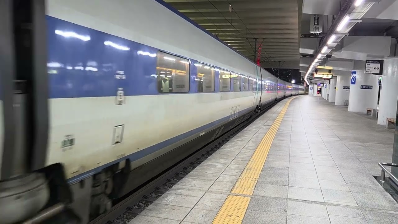 동대구역, 경부고속선 부산발 서울행 KTX 제64열차 출발영상.