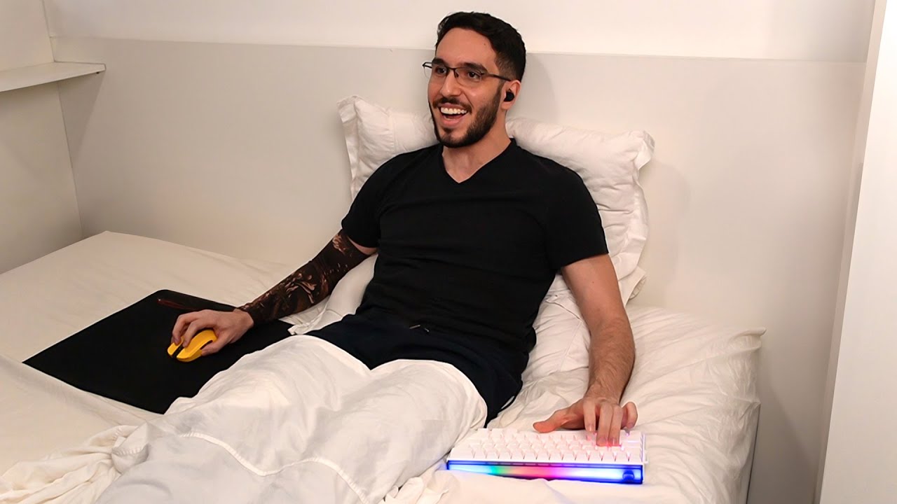 Ganhei um teclado SEM FIO, joguei Fortnite DEITADO 🛌🏻 − Veekos Shine60