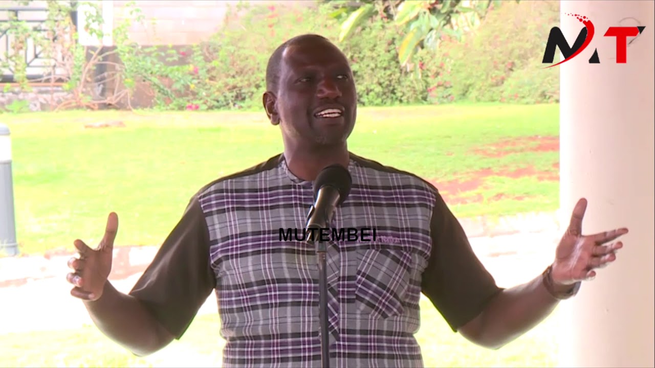 RUTO SHAMELESSLY BLAMES RAILA OVER JUBILEE FAILURE FOR THE LAST 8YEARS!HE WAS MEETING MANDERA MCAS!