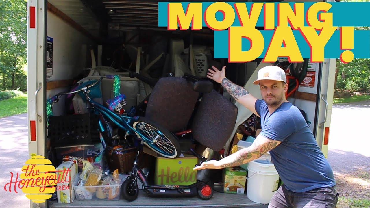 WE SOLD EVERYTHING to Travel - The Honeycutt Crew - Episode 5 -  Moving Day -