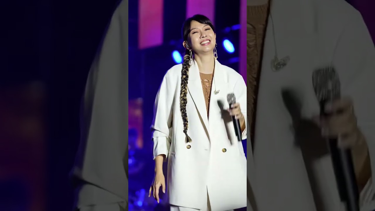 许华升13周年庆典卓依婷演唱《明天会更好》完整版，真是一代人的经典记忆呀 #许华升 #卓依婷 #明天会更好 #演唱会 #经典歌曲