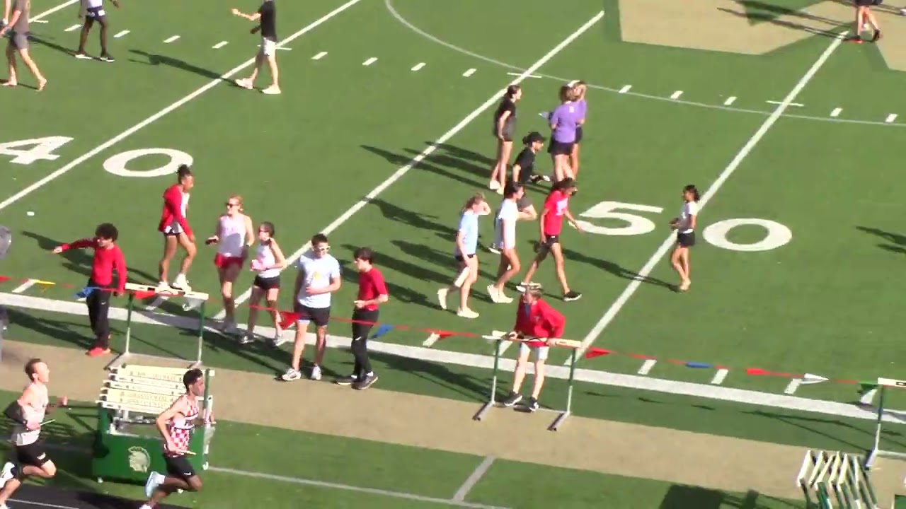 Iowa City West 4 x 800 m Relay - 2025 District (SQM) Meet