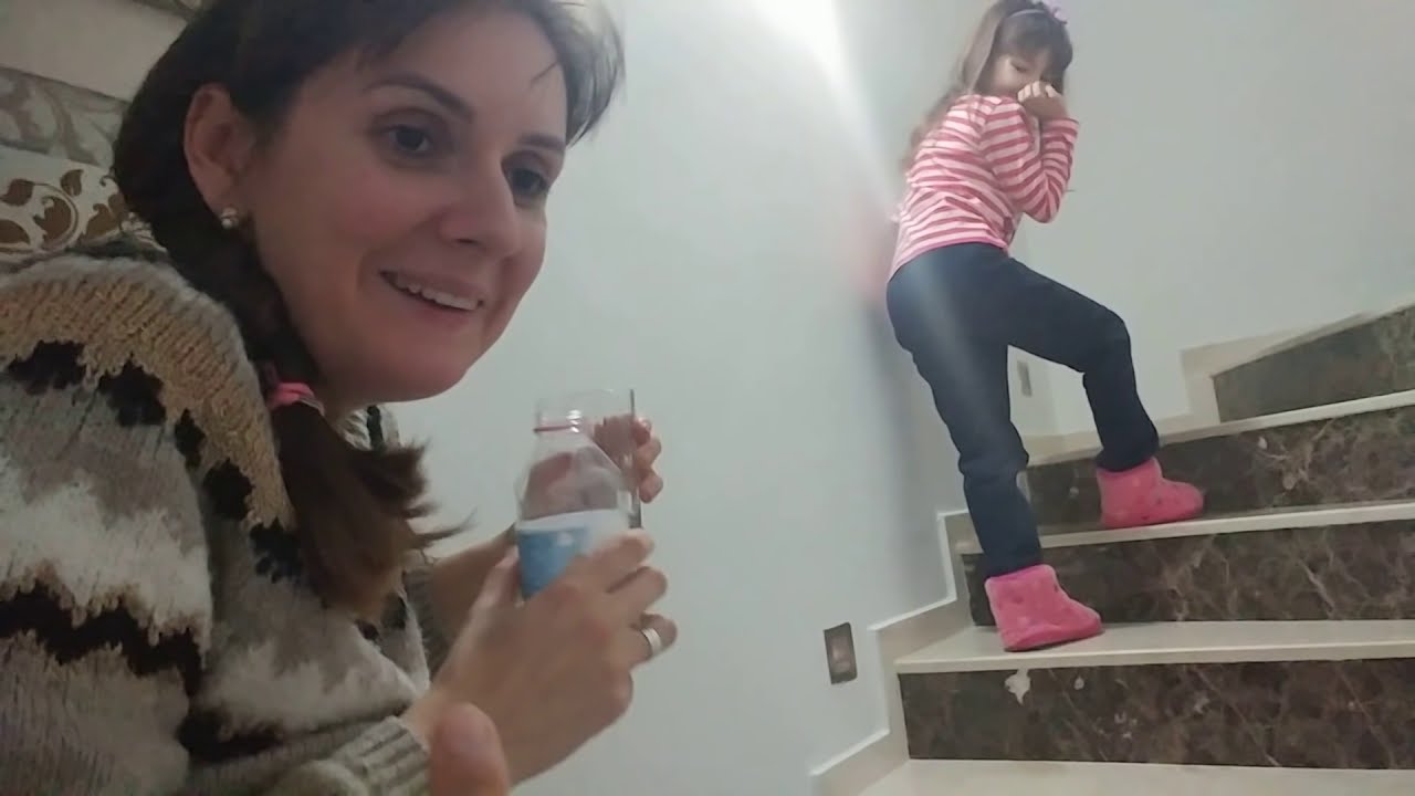 UYANDIRMAMA CHALLENGE BERKAY BEBEK BAŞROLDE. ELİF LERA KAPIŞIYORLAR