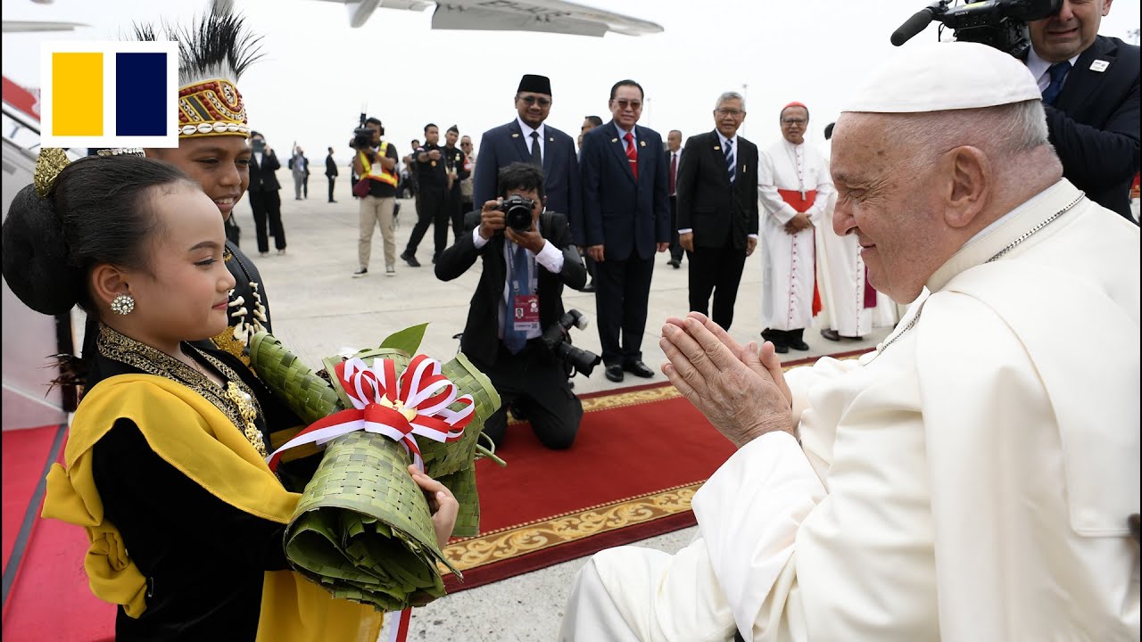 WATCH LIVE: Pope Francis visits Indonesia