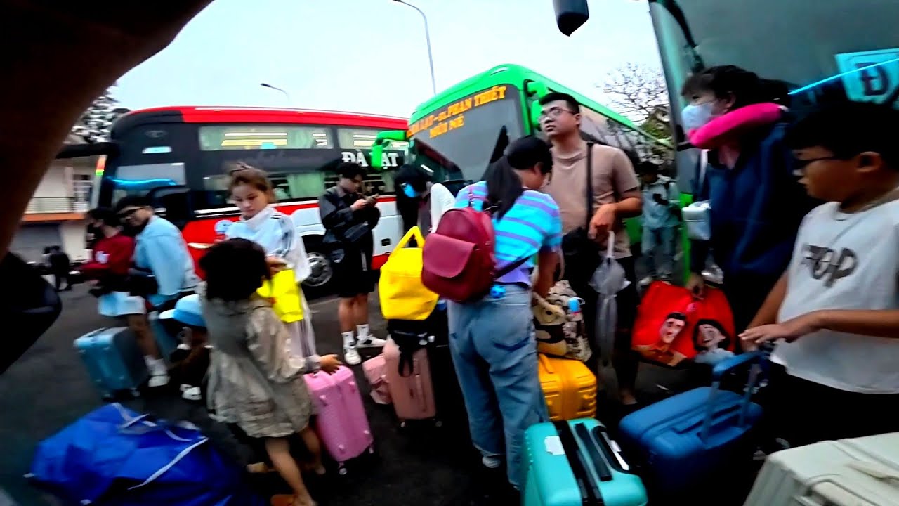 Đà Lạt những ngày cuối tuần mời các bạn theo chân hành trình Vũ Dương nhé 