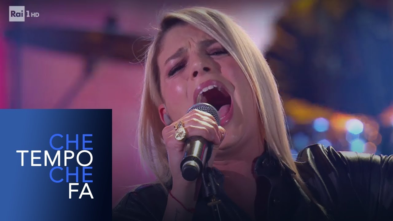 Emma canta 