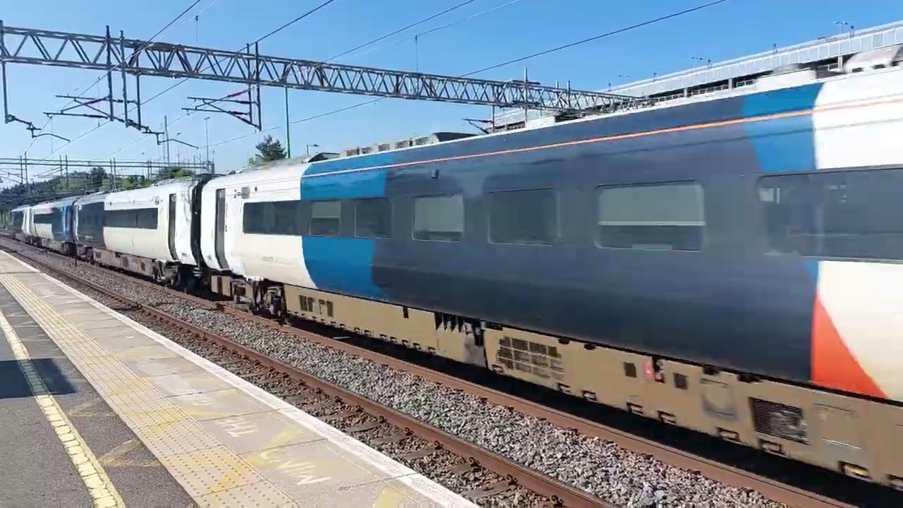 Class 805 Evero passing through Milton Keynes Central 17/5/25