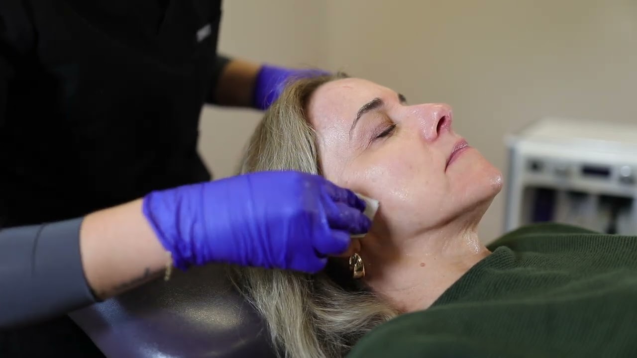 DiamondGlow® and Why We Love It with Ava Campos, LE