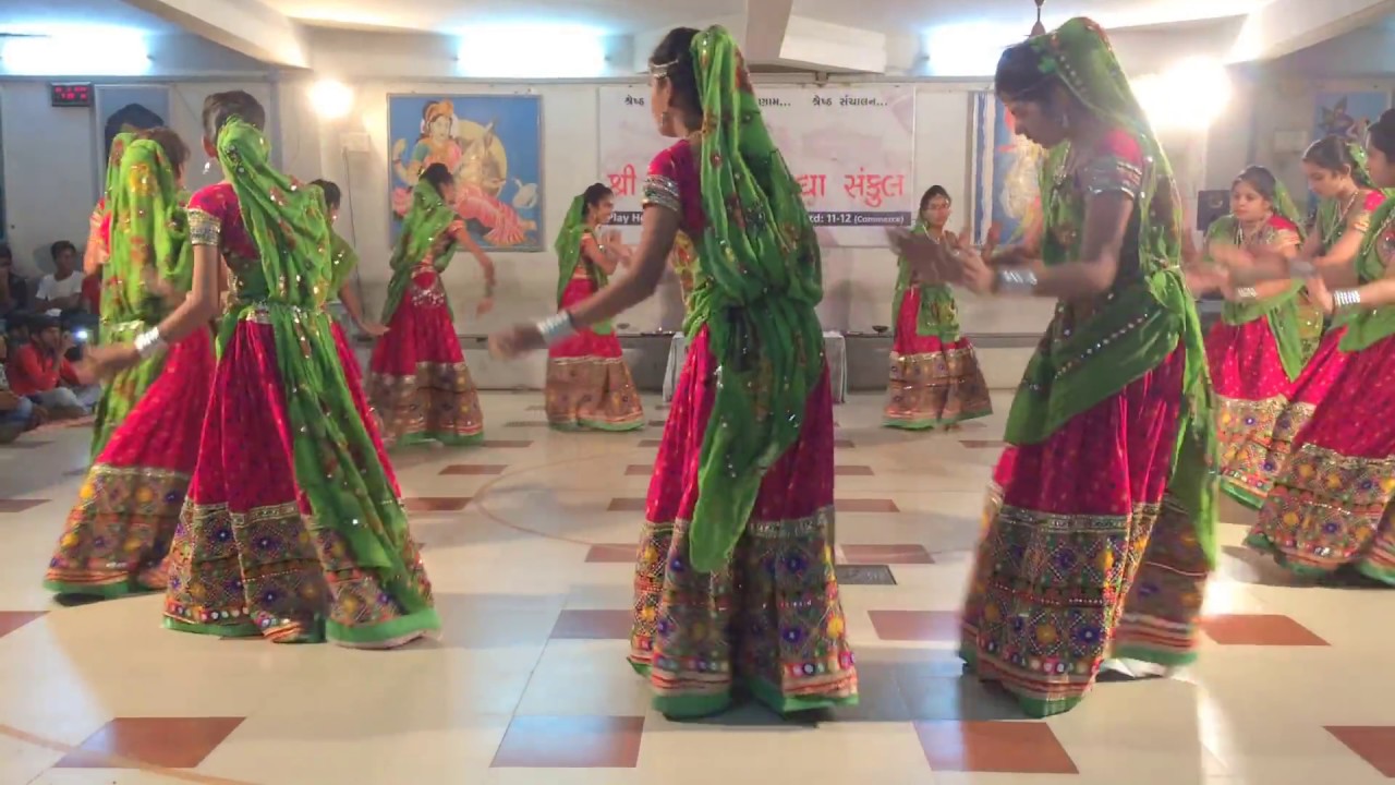 INDHANA VINVA, TALI RASS, NAVRATRI MAHOTSAV-2017, HARIDARSHAN SCHOOL.