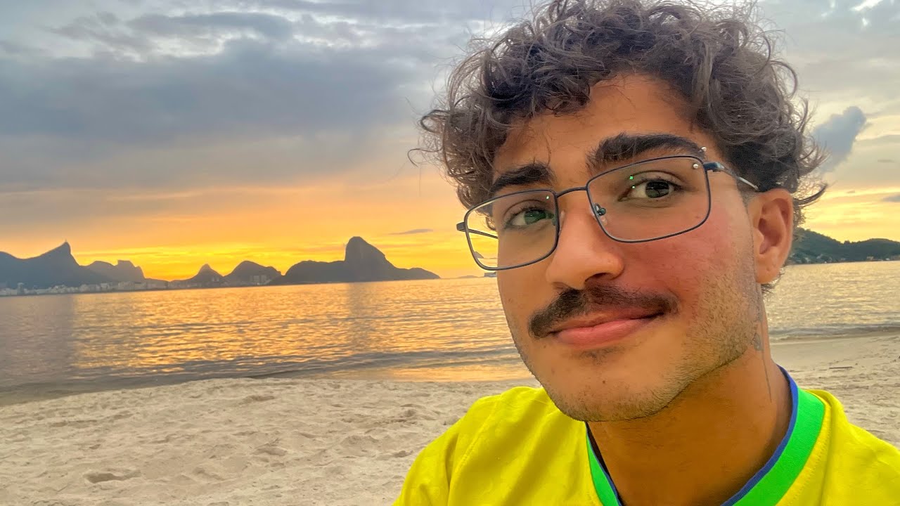 um asmr caseiro na praia com por do sol 🌅 sussurros, tapping na tela, sons de boca