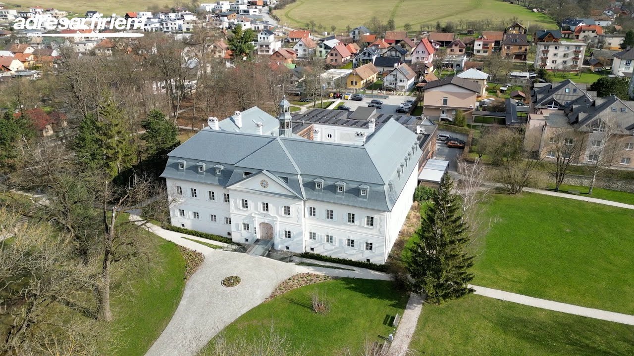 Hotel Château Gbeľany - barokový kaštieľ, obklopený rozľahlým anglickým parkom