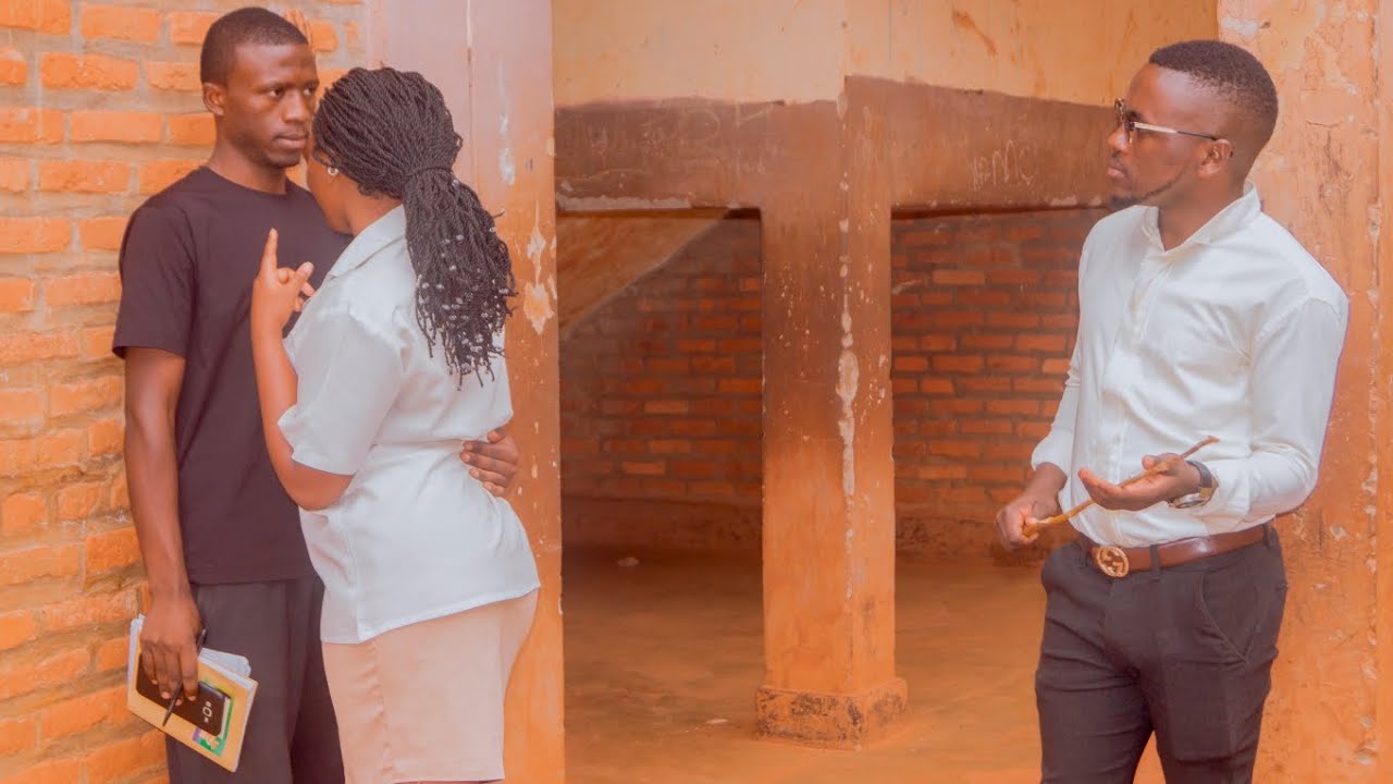 HIGH SCHOOL TO DAY :UMUNYESHURI AFASHE UMWARIMU KUNGUFU😱😱😱😁