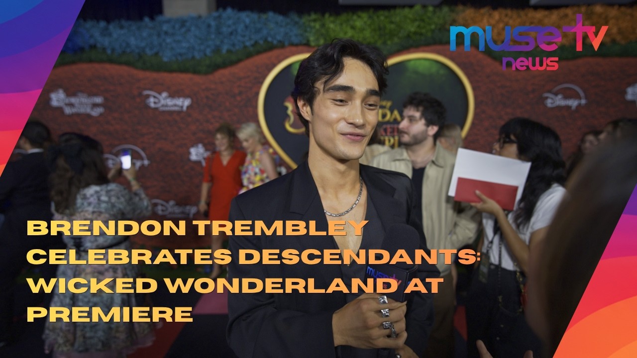 Брендон Трембли празднует премьеру &laquo;Descendants: Wicked Wonderland&raquo;