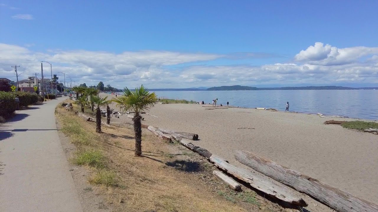 Walking Seattle - Alki from the water taxi to the lighthouse, 2023