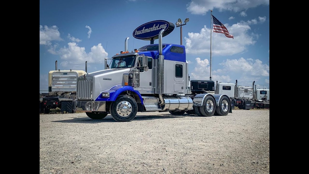 2007 Kenworth T800 Sleeper