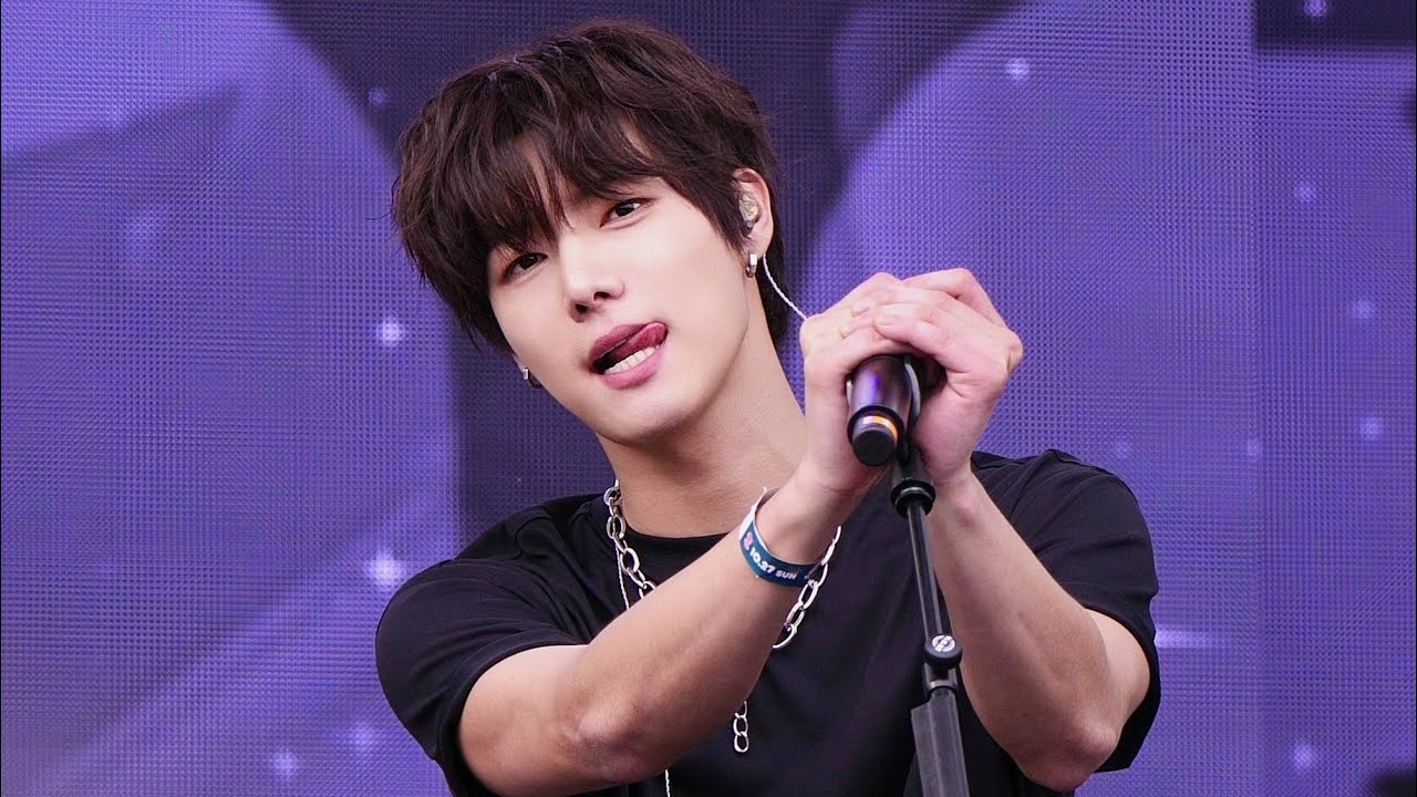 [4K] 241027 원위 '야행성 (Regulus)' 용훈 직캠 ONEWE YONGHOON FOCUS CAM : 그랜드 민트 페스티벌