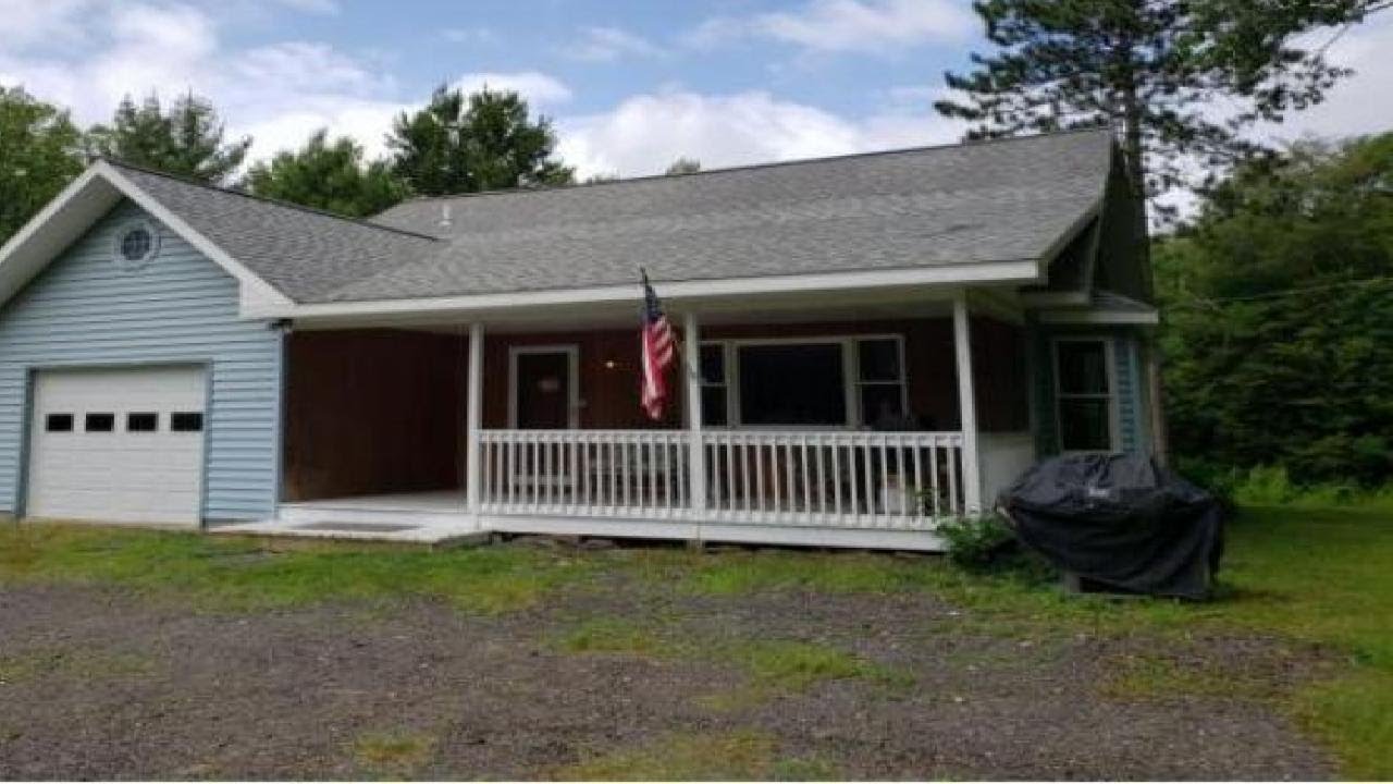194 MARTIN HILL ROAD, HARPURSVILLE, NY Presented by Daryl Short.