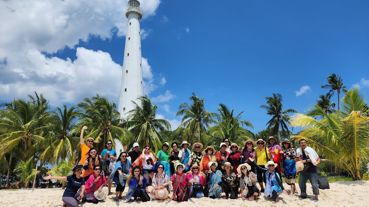 Happy Tour - Hoping Island Belitung