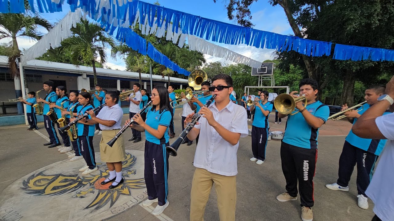 BANDA DEL COMPLEJO EDUCATIVO JOSÉ ANTONIO ESCOBAR GUILLEN(Ciudad Obrera) Ciudad Arce 