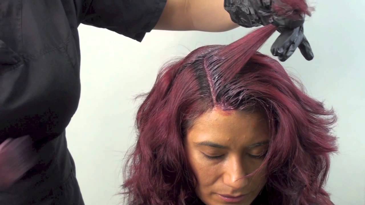 RETOQUE DE RAIZ ROJO