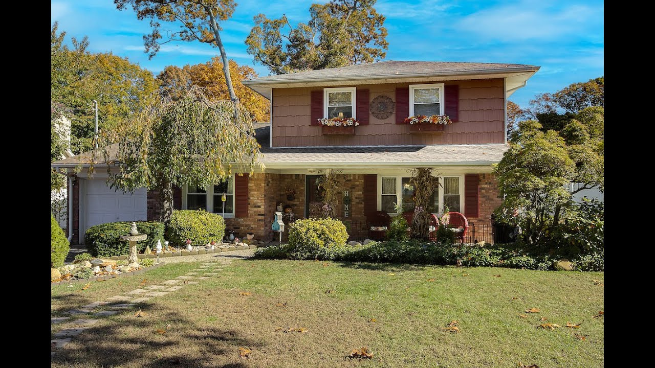 55 Pleasant Avenue, Centereach, NY