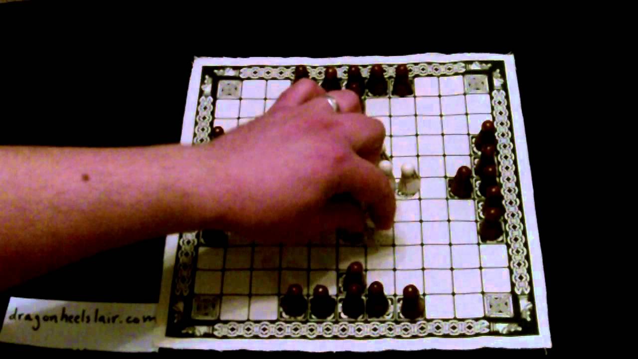 Hnefatafl - Tafl - Corner Escape - White Strategy (Part 4)