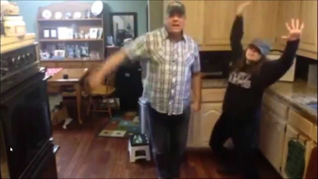 Carrollton, TX family with cabin fever dances to 'Uptown Funk'