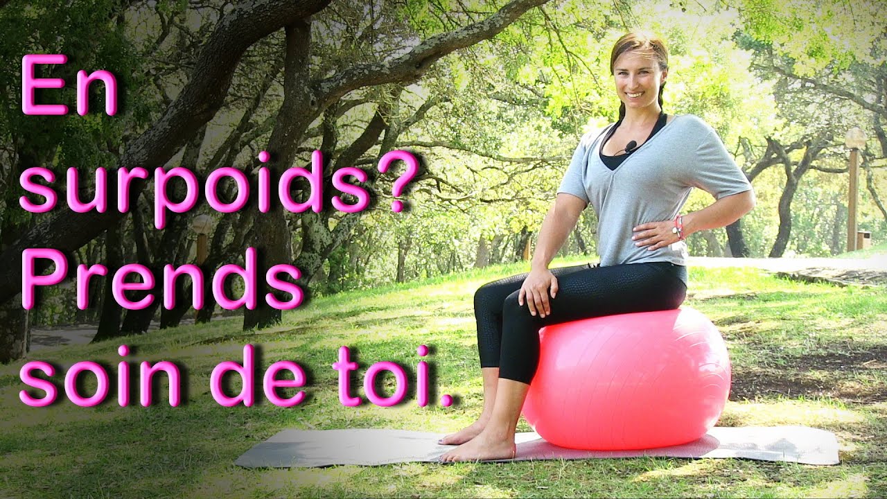 Abdos assis sur swissball ( gym "cajoleuse" spéciale surpoids, maux de genoux)