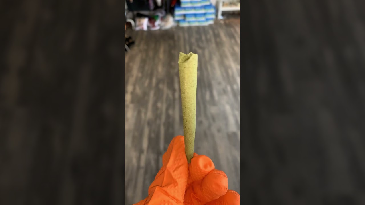 What does the raw rolling papers pressed bud wraps look like? #420 #accessories #stoner