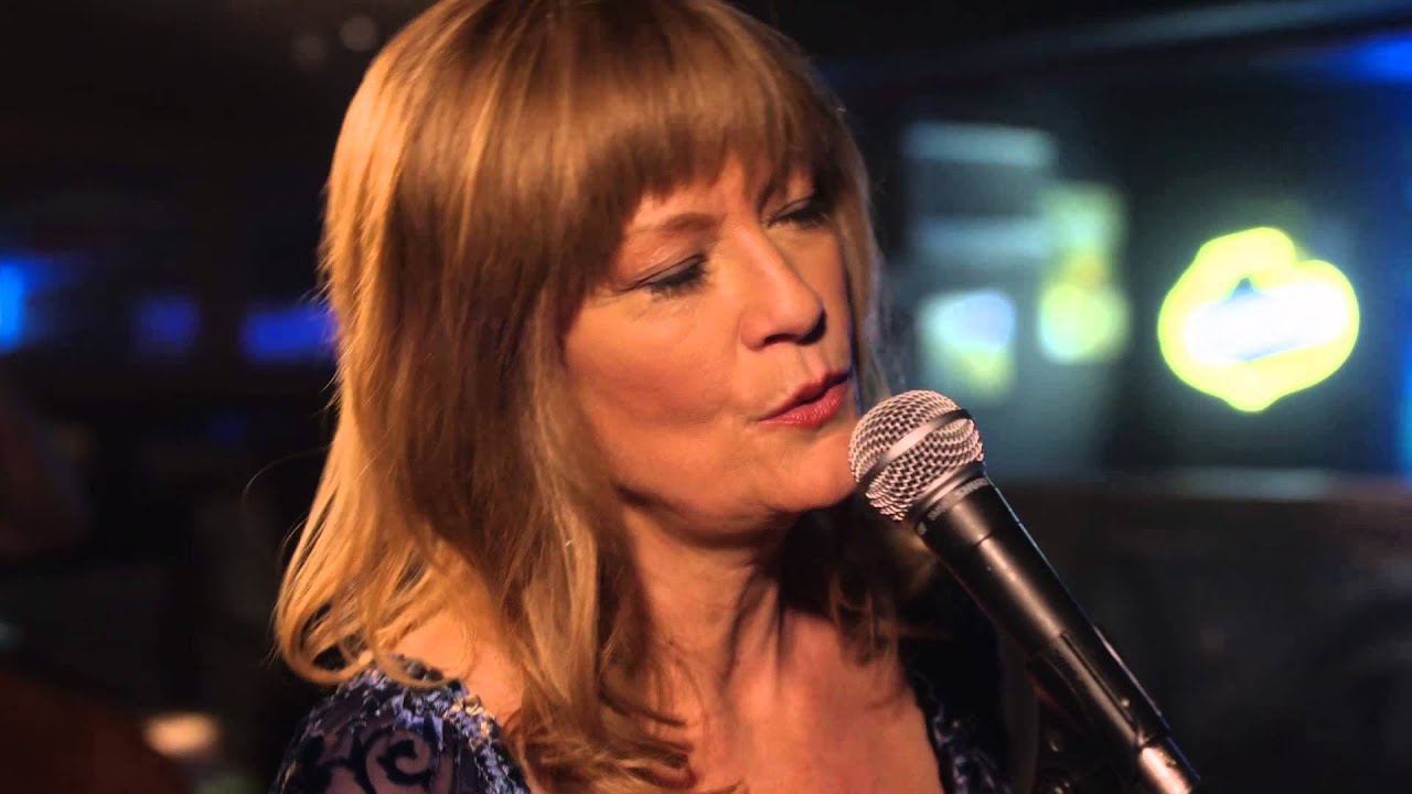 Clare Bowen (Scarlett) Sings 