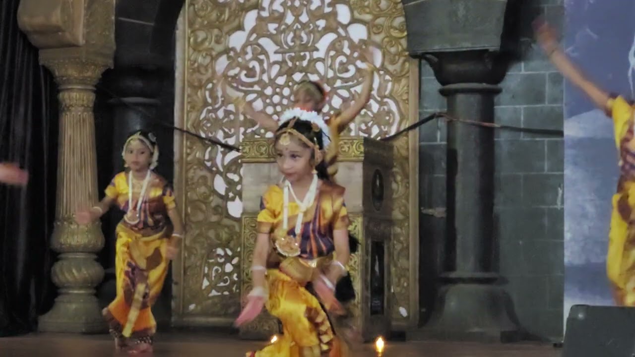 Charanya Shiridi Dance Perfomance 