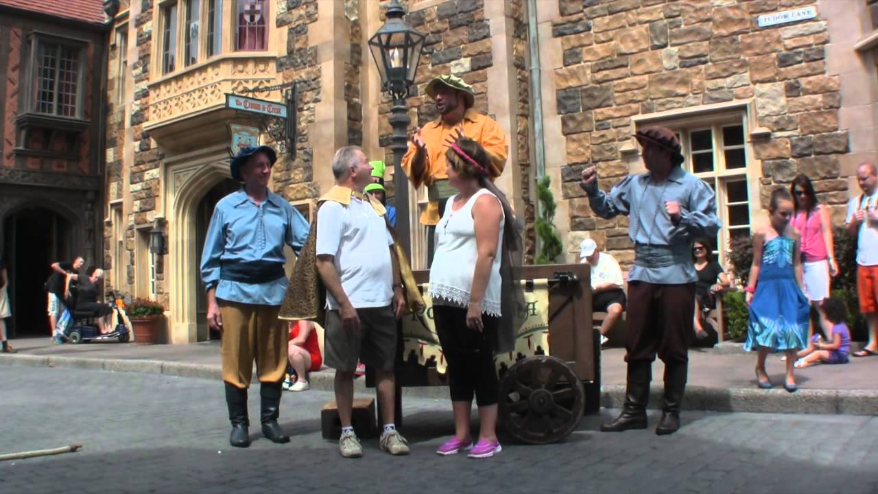World Showcase Players 2pm Performance at Epcot (2014)