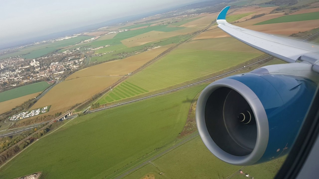 Vietnam Airlines Airbus A350 take off