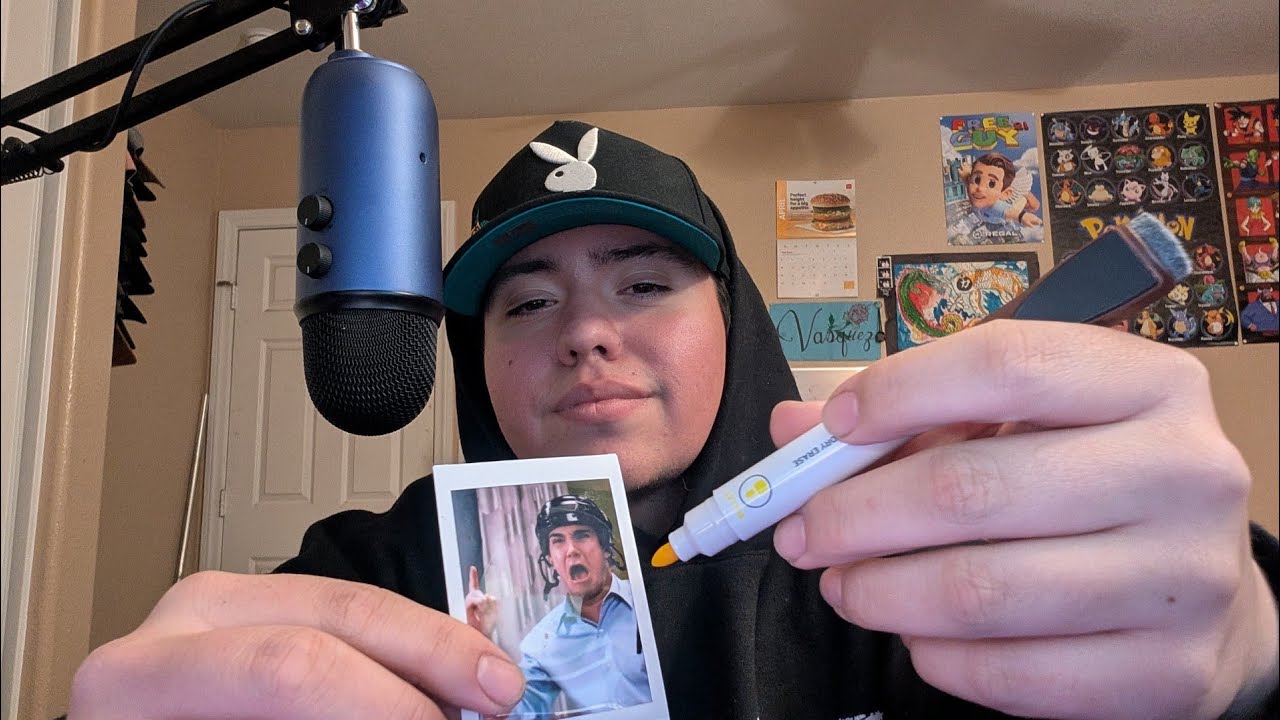 Just a smidge of ASMR while i yap