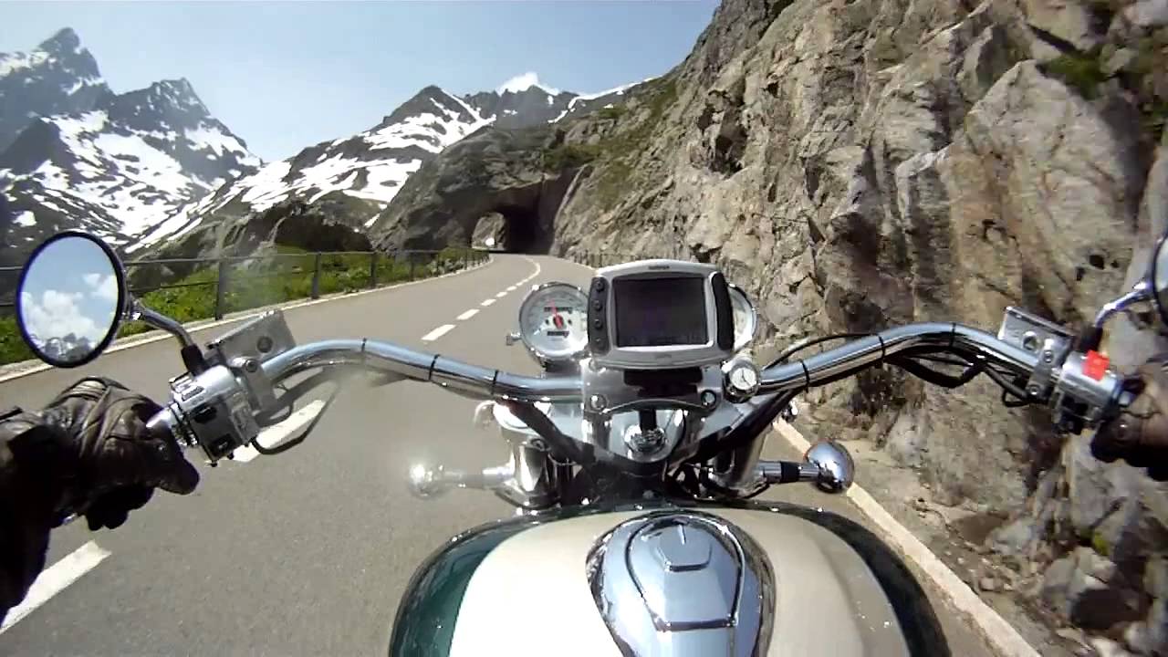 Susten Pass Highlights, Honda GL 1500 F6C Valkyrie