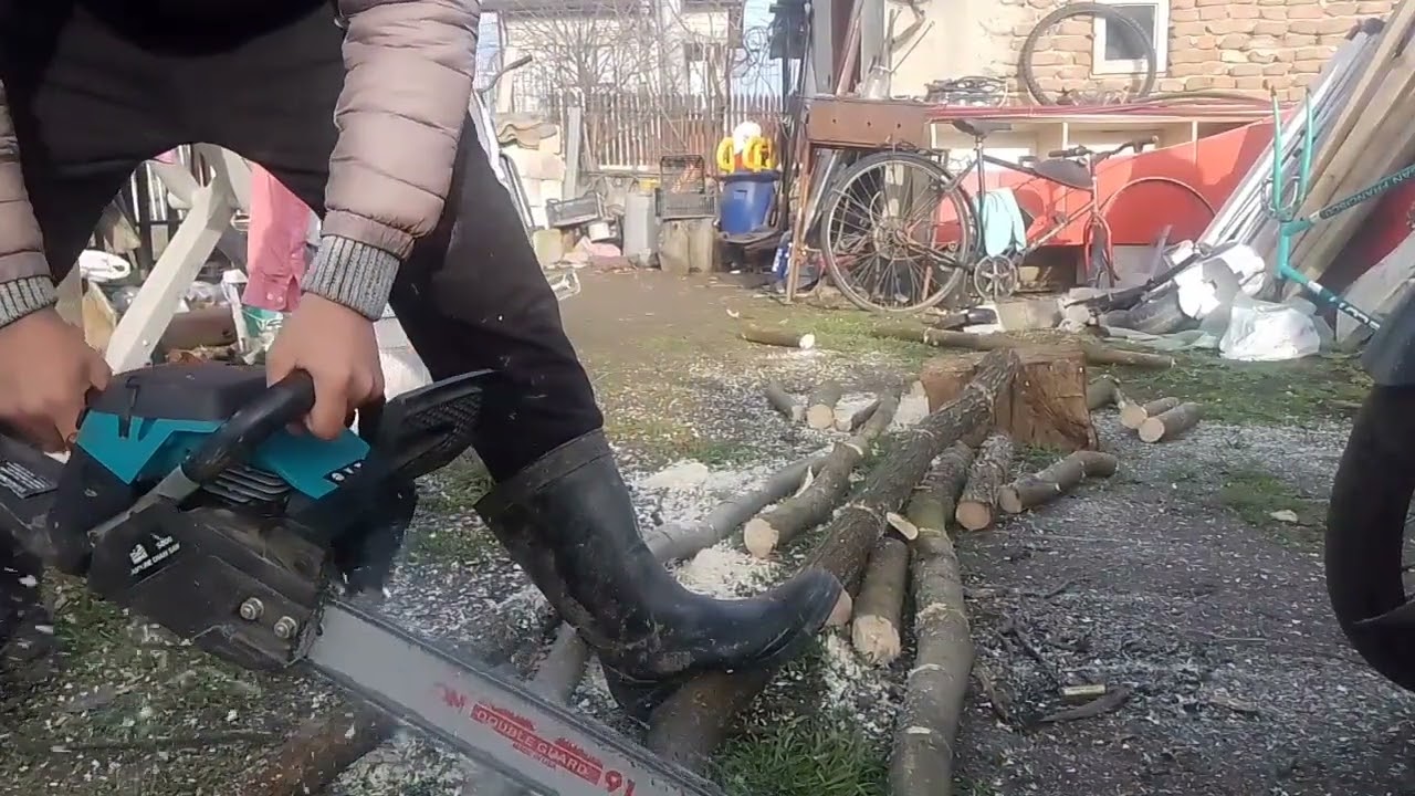 Am tăiat lemnele cu fermaxul partea a 2