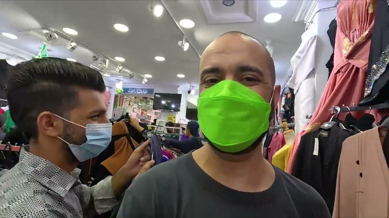 Bleeding to Get a Malaysian Batik Shirt in Kuala Lumpur 😱
