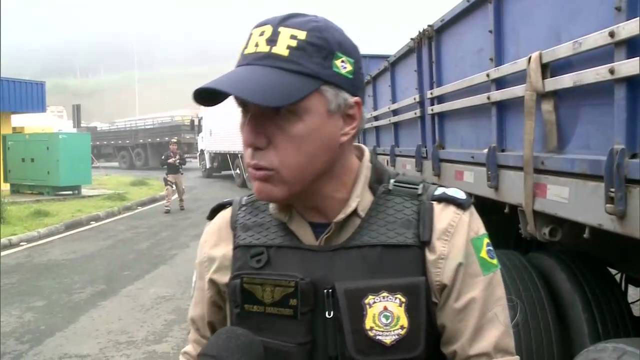 Caminhoneiros em velocidade acima do limite causam acidentes