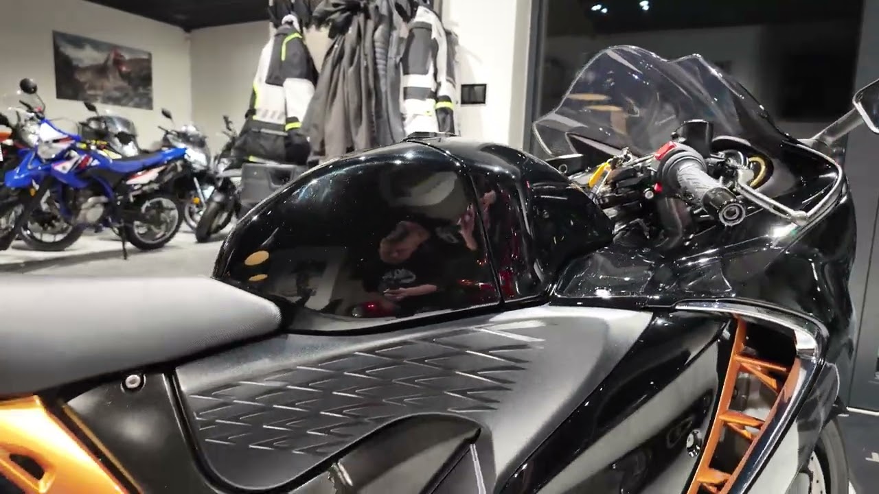 Moto-Sprint Suzuki GSX 1300R Hayabusa 2022r 14.759 km