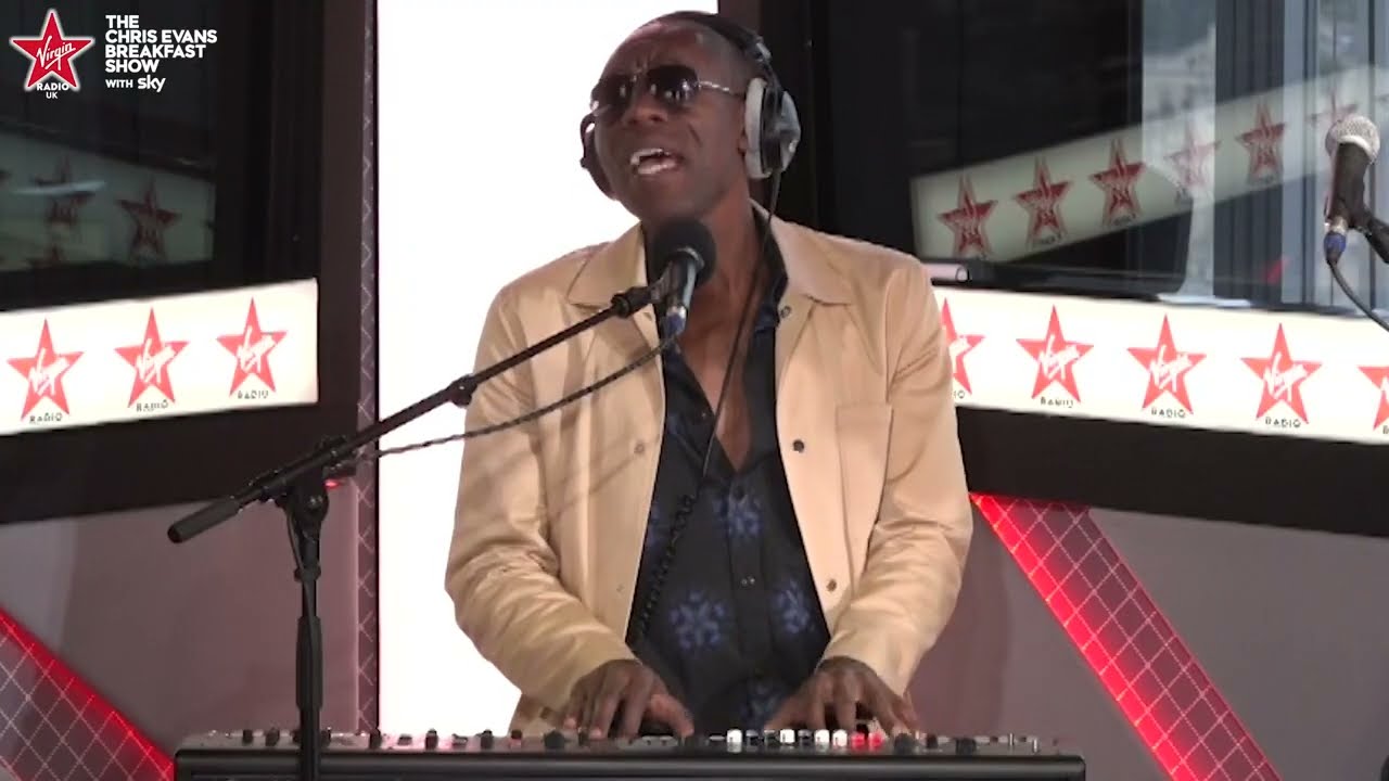 Roachford - Cuddly Toy (Live on The Chris Evans Breakfast Show with Sky)