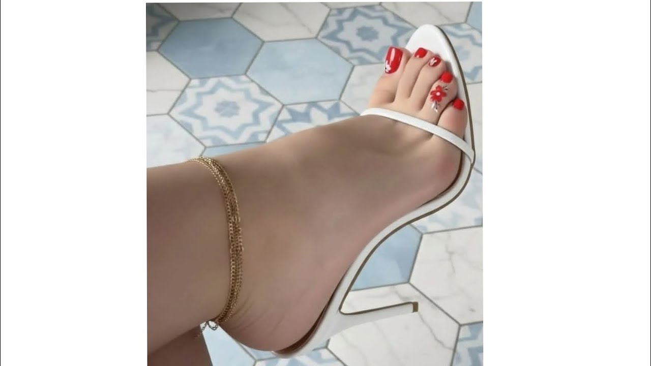 Beautiful and latest collection of stiletto heels and high heel sandals for ladies #stilettoheels.