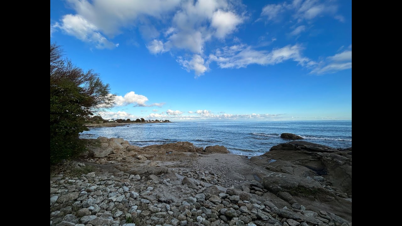 [OFFRE ACCEPTÉE] Maison à rénover face à la mer à LOCTUDY - B871
